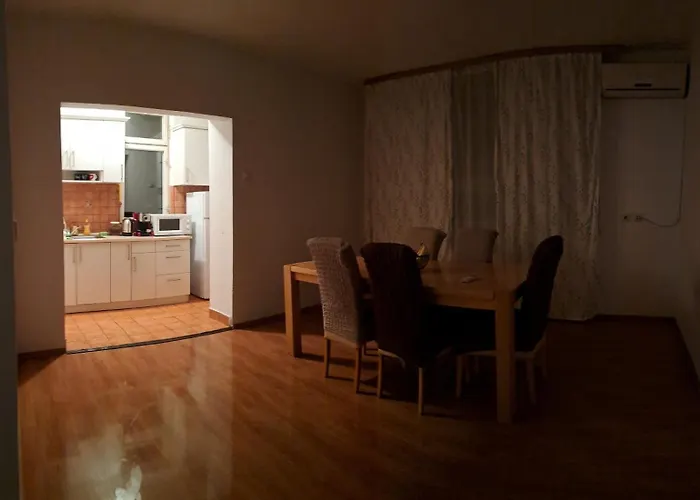 Appartamento Aya Rejana