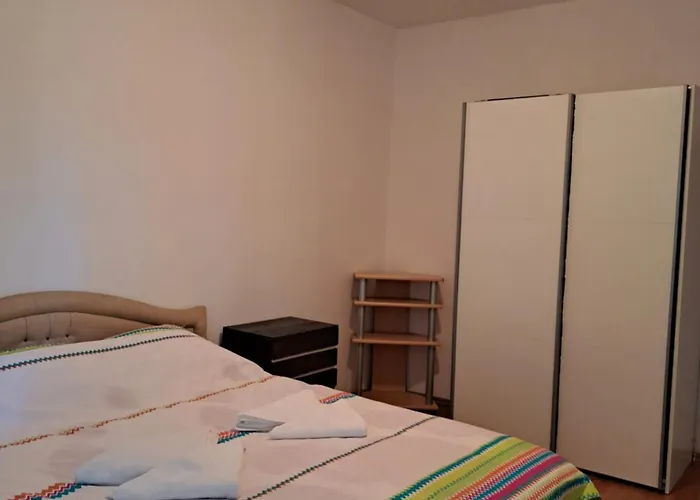 Aya Rejana * サラエヴォ