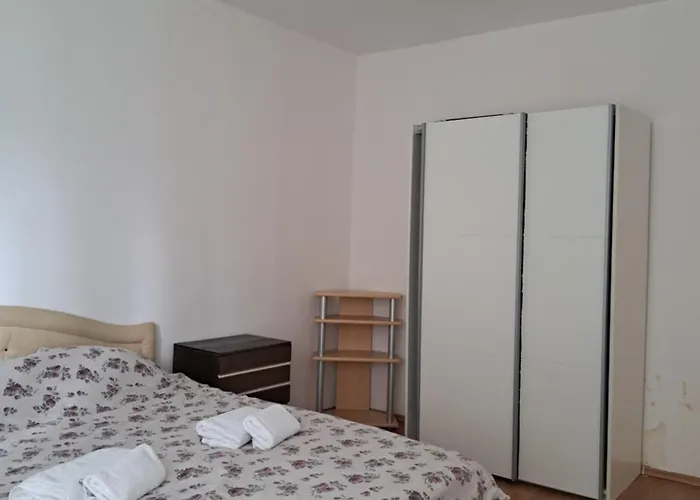 Appartamento Aya Rejana *